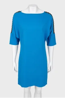  with tag"Sleeves dress "bat"; with tag