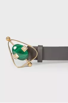 Leather belt with curly buckle