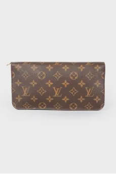 Wallet with brand logo print