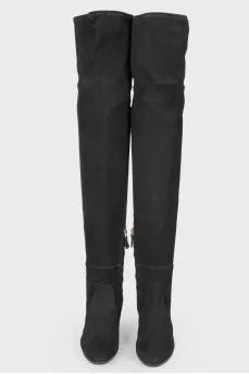 Black suede heeled boots