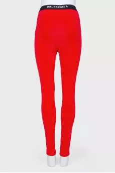 Red trousers with elastic band logo