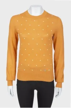 Свитер с бусинами